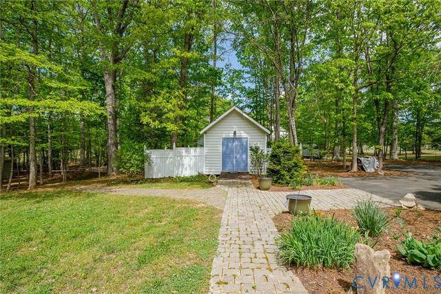 3131 Shadow Creek Dr, Powhatan, VA 23139