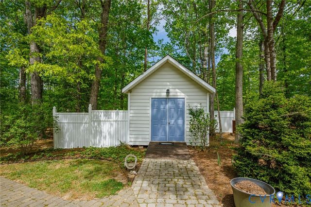 3131 Shadow Creek Dr, Powhatan, VA 23139