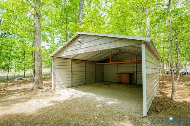 3131 Shadow Creek Dr, Powhatan, VA 23139