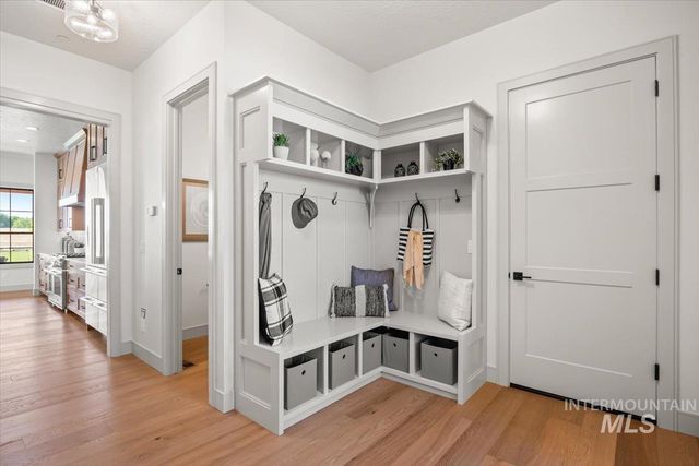 8860 Kemp, Middleton, ID 83607