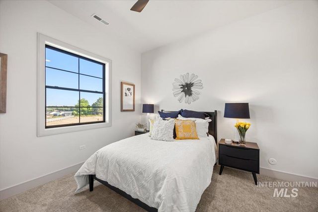 8860 Kemp, Middleton, ID 83607