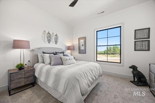 8860 Kemp, Middleton, ID 83607