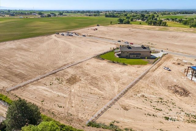 8860 Kemp, Middleton, ID 83607