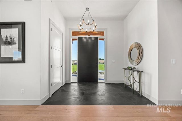 8860 Kemp, Middleton, ID 83607