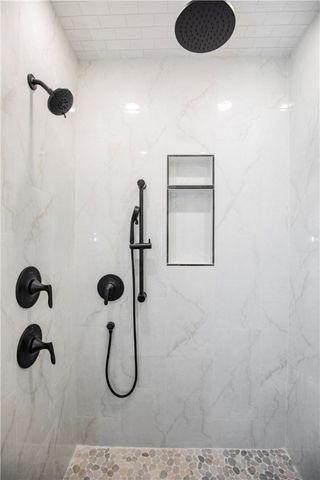 6804 SW Basswood Avenue, Bentonville, AR 72713