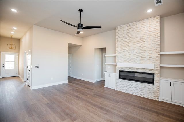 6804 SW Basswood Avenue, Bentonville, AR 72713