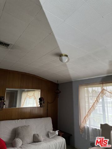 107 Brisbane Street, Monrovia, CA 91016