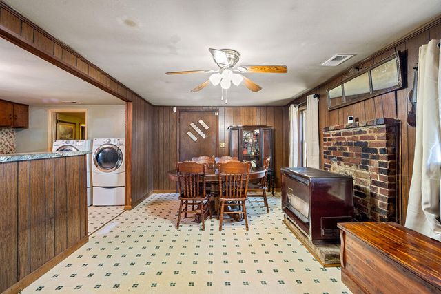 785 W 12th Street, Chickamauga, GA 30707