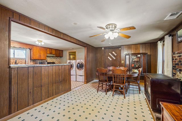 785 W 12th Street, Chickamauga, GA 30707