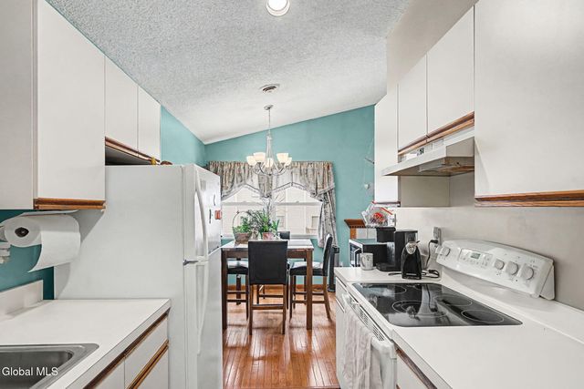 1103 Greenwich Drive, Albany, NY 12203