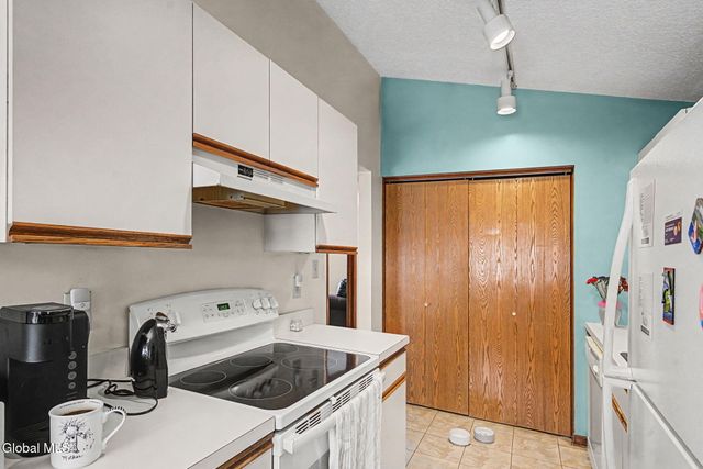 1103 Greenwich Drive, Albany, NY 12203