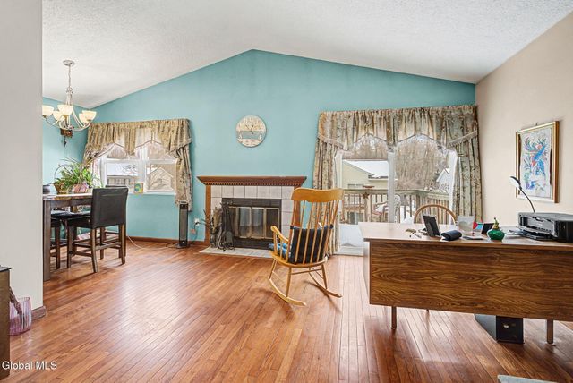 1103 Greenwich Drive, Albany, NY 12203