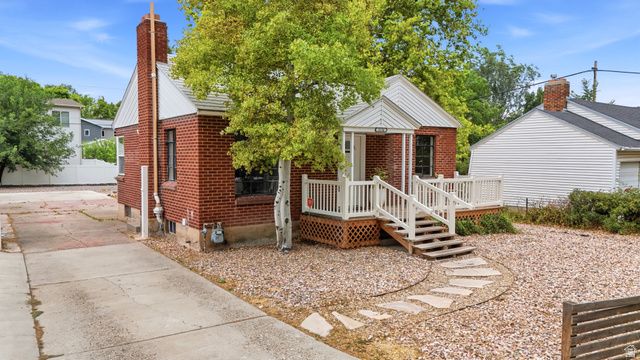1134 E LORRAINE DR, Salt Lake City, UT 84106