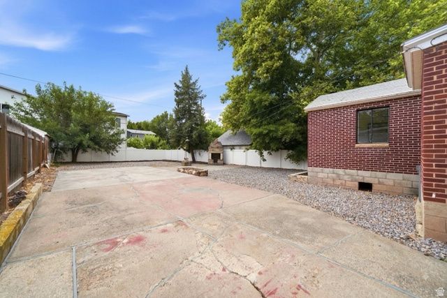 1134 E LORRAINE DR, Salt Lake City, UT 84106