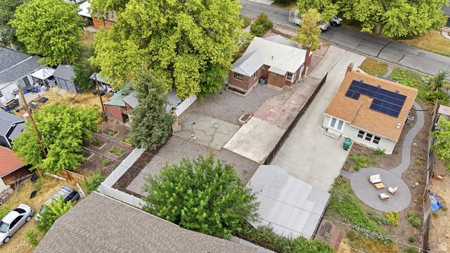 1134 E LORRAINE DR, Salt Lake City, UT 84106