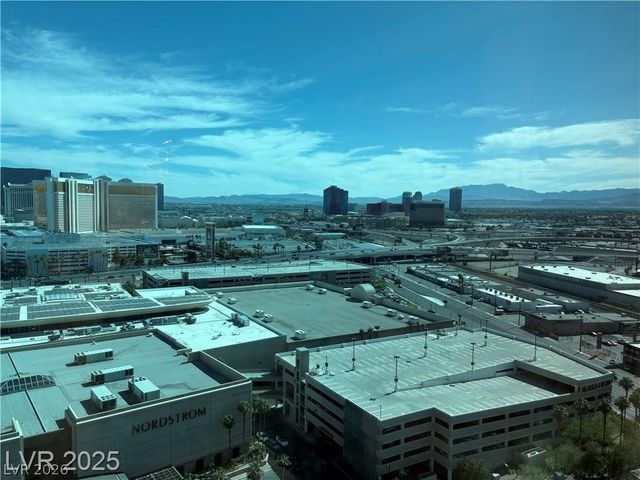 2000 North Fashion Show Drive 3818, Las Vegas, NV 89109