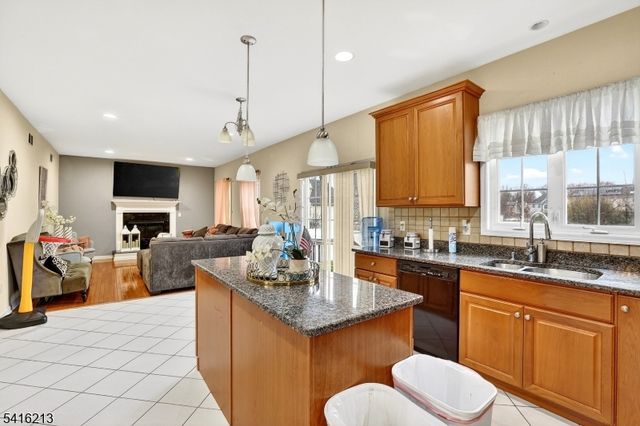 127 Churchill Ave, Franklin Twp., NJ 08873