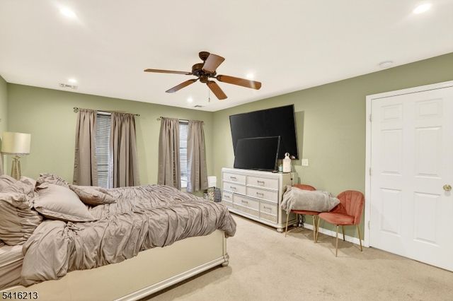 127 Churchill Ave, Franklin Twp., NJ 08873