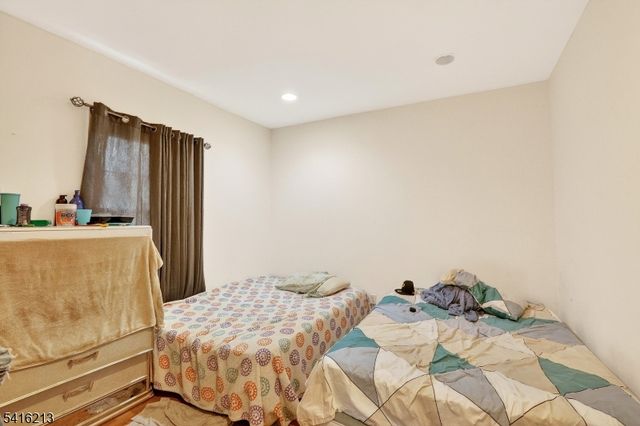 127 Churchill Ave, Franklin Twp., NJ 08873