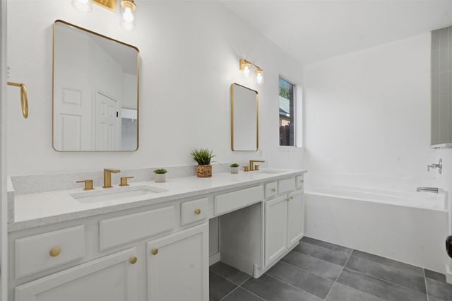 9009 Trail Blazer Drive, Fort Worth, TX 76131