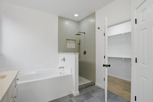 9009 Trail Blazer Drive, Fort Worth, TX 76131