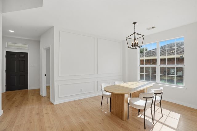 9009 Trail Blazer Drive, Fort Worth, TX 76131