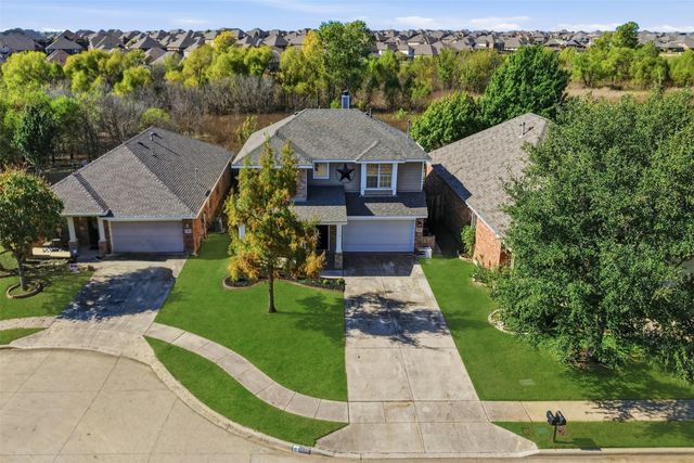 9009 Trail Blazer Drive, Fort Worth, TX 76131