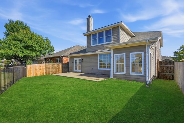 9009 Trail Blazer Drive, Fort Worth, TX 76131