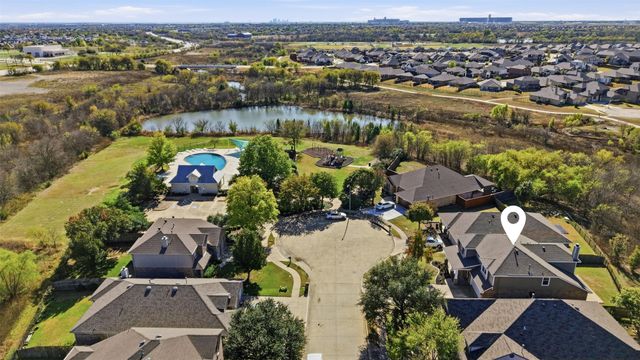 9009 Trail Blazer Drive, Fort Worth, TX 76131