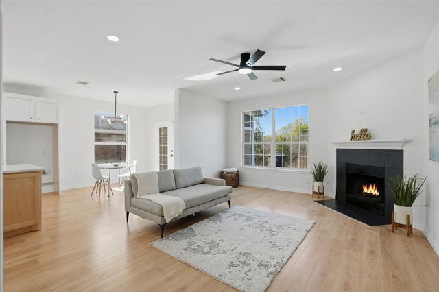 9009 Trail Blazer Drive, Fort Worth, TX 76131