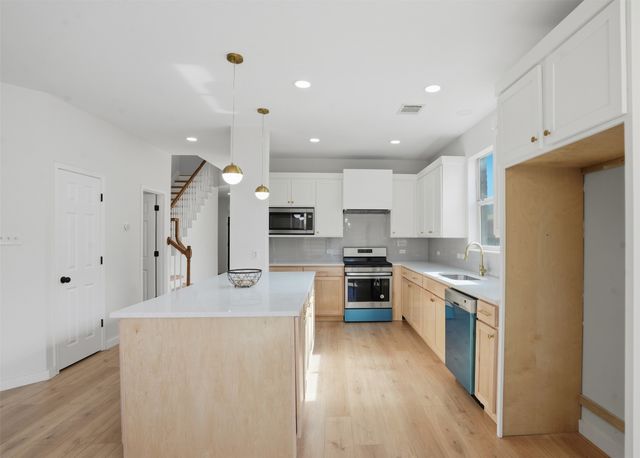 9009 Trail Blazer Drive, Fort Worth, TX 76131