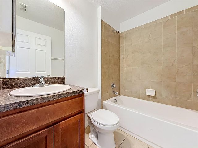 127 STEWART LAKE LOOP, Groveland, FL 34736