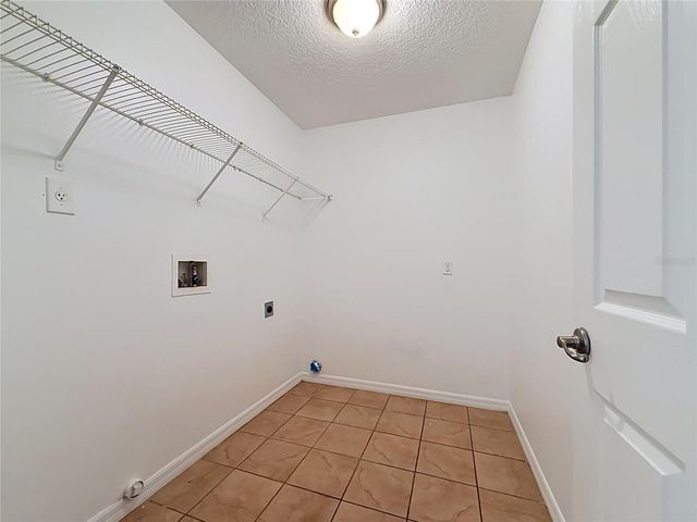 127 STEWART LAKE LOOP, Groveland, FL 34736