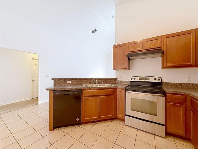 127 STEWART LAKE LOOP, Groveland, FL 34736