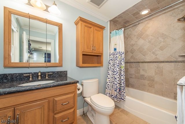 36 Sandy Hill Rd, Chatham Twp., NJ 07928