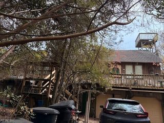 313 Spot LN, Virginia Beach, VA 23456