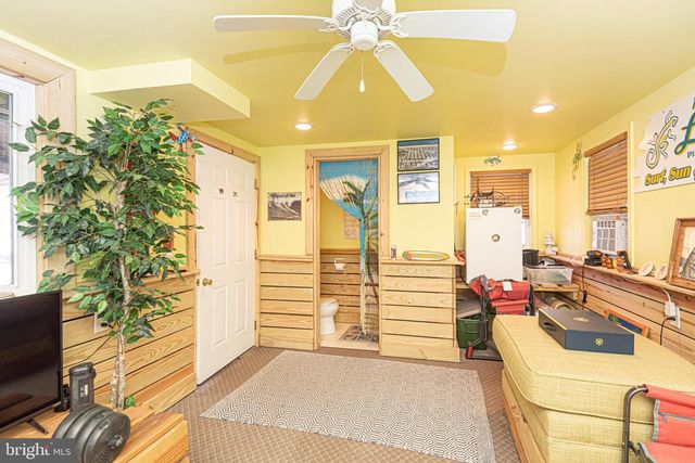 121 BRANDYWINE DR, Bethany Beach, DE 19930