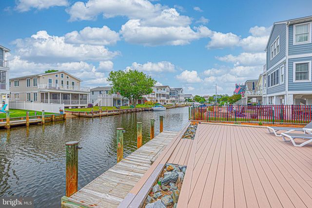 121 BRANDYWINE DR, Bethany Beach, DE 19930