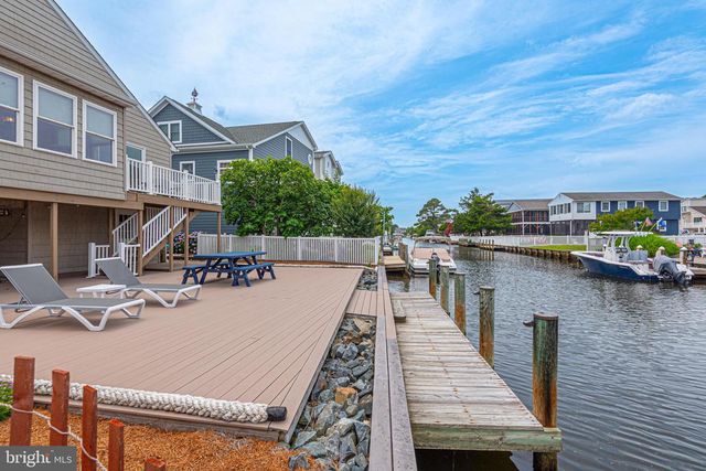 121 BRANDYWINE DR, Bethany Beach, DE 19930