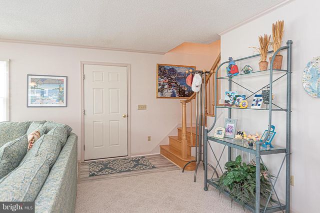 121 BRANDYWINE DR, Bethany Beach, DE 19930