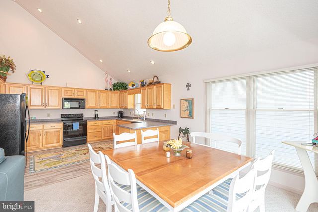 121 BRANDYWINE DR, Bethany Beach, DE 19930