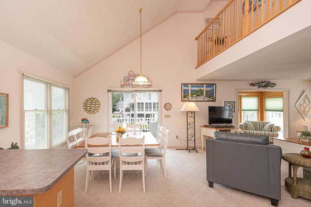 121 BRANDYWINE DR, Bethany Beach, DE 19930