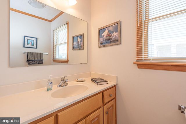 121 BRANDYWINE DR, Bethany Beach, DE 19930