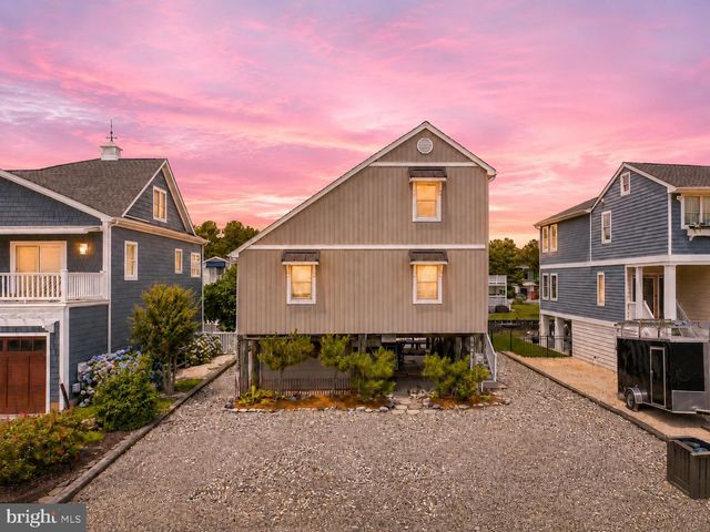 121 BRANDYWINE DR, Bethany Beach, DE 19930