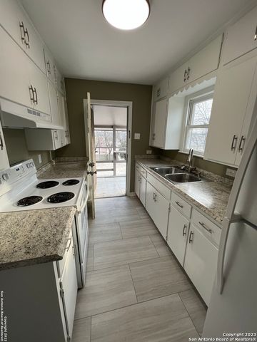 430 BRYN MAWR DR, San Antonio, TX 78209