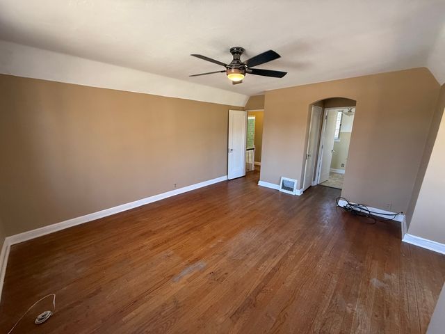 618 S Harvey Avenue, Freeport, IL 61032