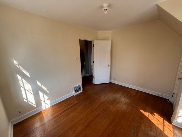 618 S Harvey Avenue, Freeport, IL 61032