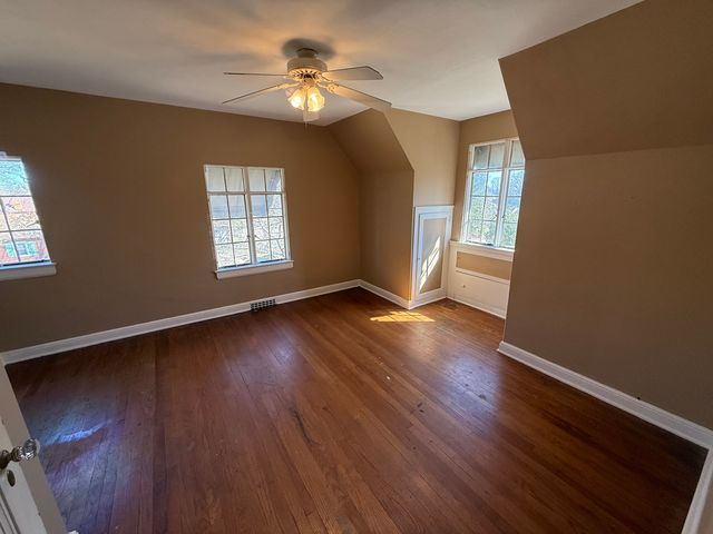 618 S Harvey Avenue, Freeport, IL 61032