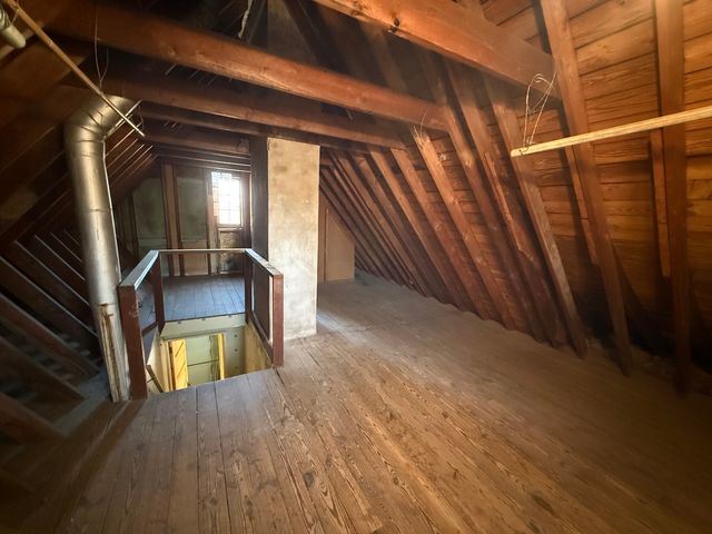 618 S Harvey Avenue, Freeport, IL 61032