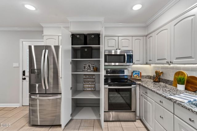 3901 Quail Hollow Drive, Raleigh, NC 27609